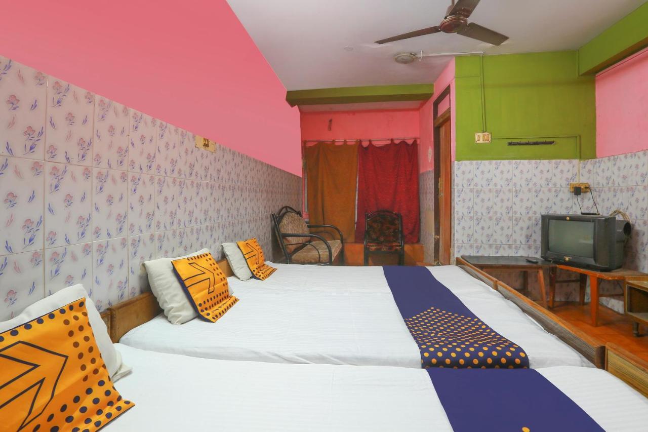 Hotel Spot On 49012 New Adyar
