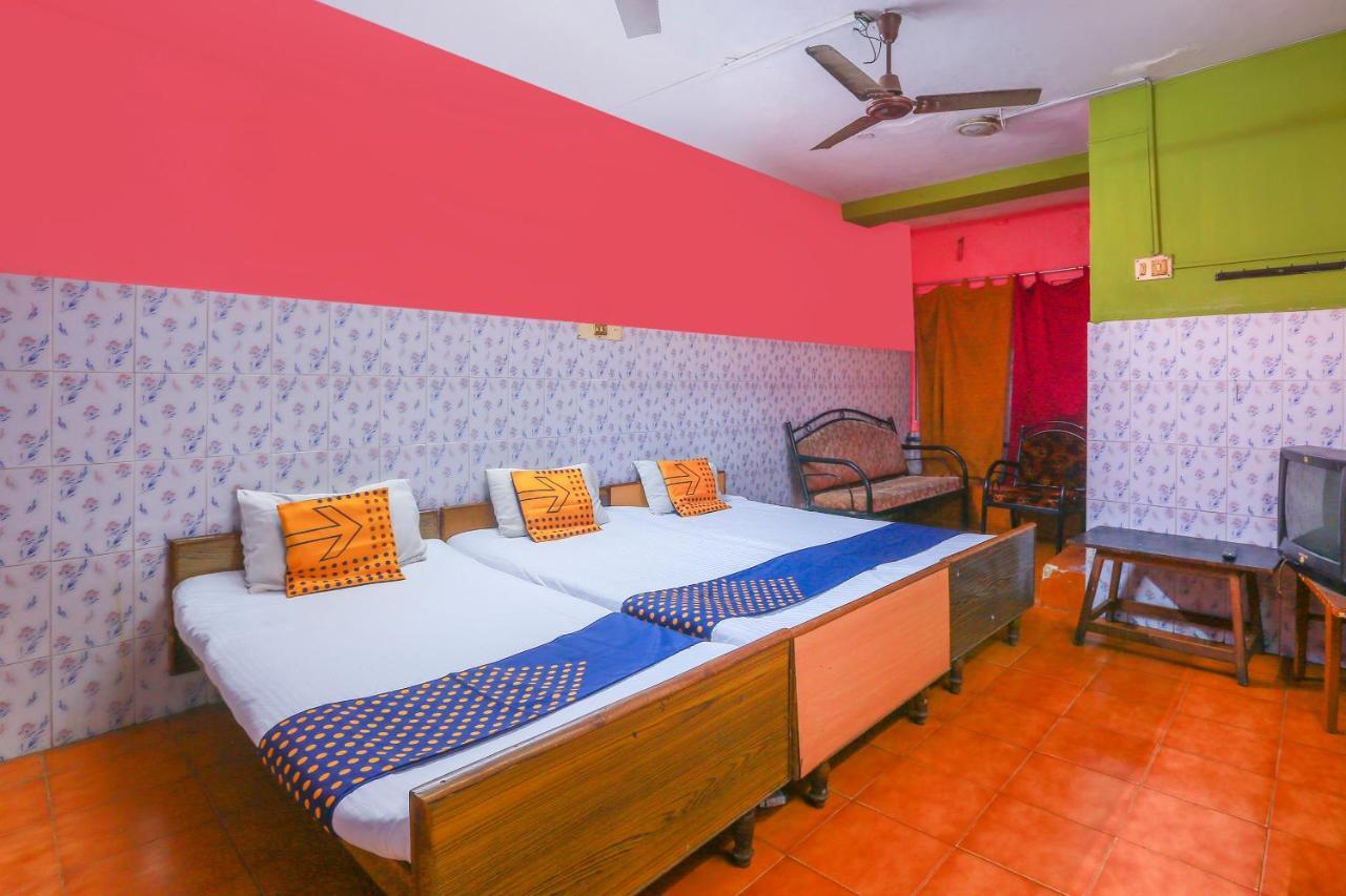 Hotel Spot On 49012 New Adyar