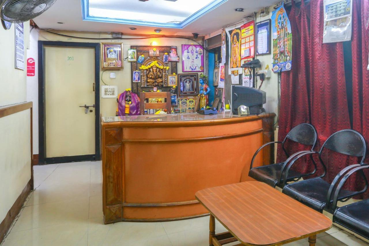 Hotel Spot On 49012 New Adyar